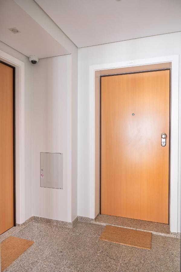 Strelitzia Apartment, By Bolhao Residences Porto Luaran gambar