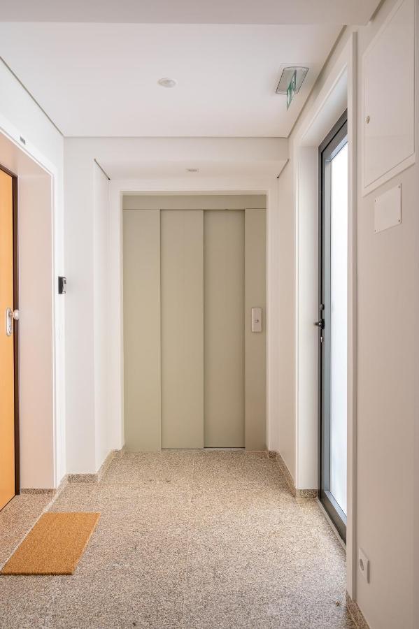 Strelitzia Apartment, By Bolhao Residences Porto Luaran gambar