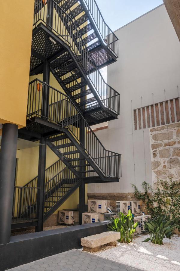 Strelitzia Apartment, By Bolhao Residences Porto Luaran gambar